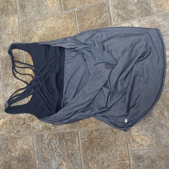 lululemon athletica Tops - NWOT Lululemon athletica top sz.Small